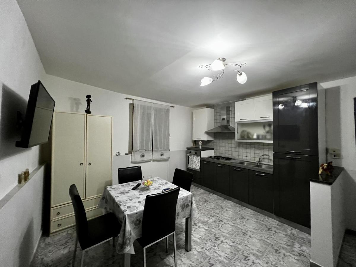 Centro Storico Family Flat Villa เนเปิลส์ ภายนอก รูปภาพ