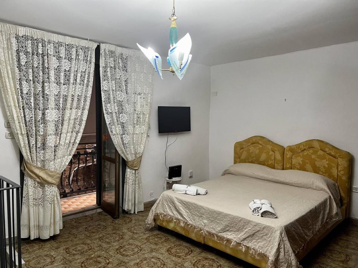 Centro Storico Family Flat Villa เนเปิลส์ ภายนอก รูปภาพ